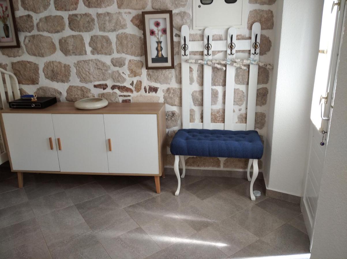Guest House Dragutinovic Perast Exterior foto