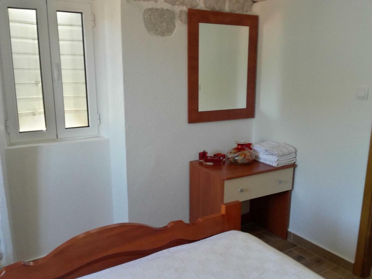 Guest House Dragutinovic Perast Exterior foto